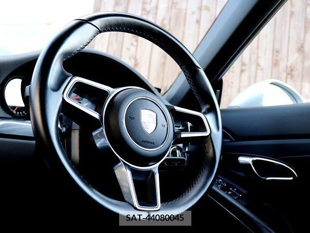 Porsche 911 2016-04 206501-15