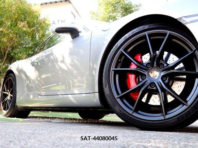 Porsche 911 2016-04 206501-14