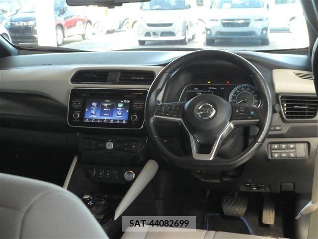 Nissan LEAF 2019-03 222091-1