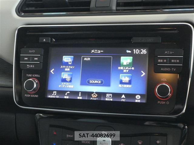 Nissan LEAF 2019-03 222091-2