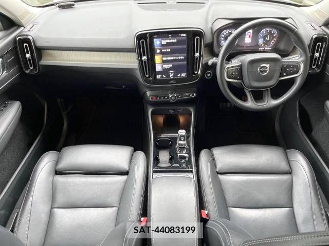 Volvo XC40 2019-07 346903-1
