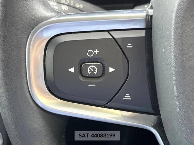 Volvo XC40 2019-07 346903-10