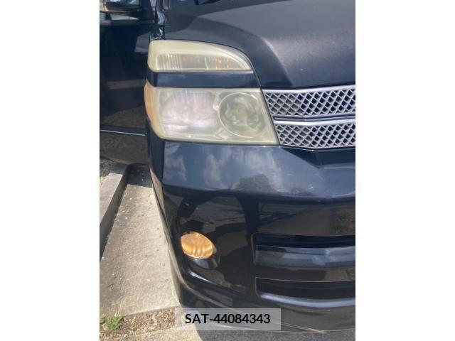 Toyota VOXY 2005-11 395022-12