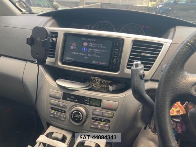 Toyota VOXY 2005-11 395022-11