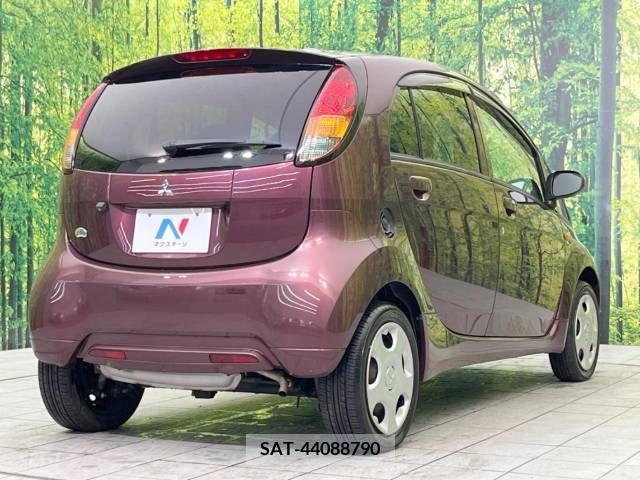 Mitsubishi I 2013-06 256296-17
