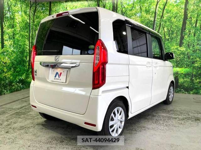 Honda N BOX 2018-02 256504-17
