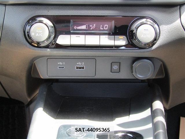 Nissan NOTE 2021-01 201982-13