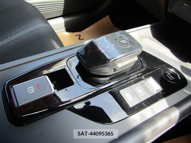 Nissan NOTE 2021-01 201982-14