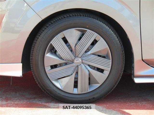 Nissan NOTE 2021-01 201982-8