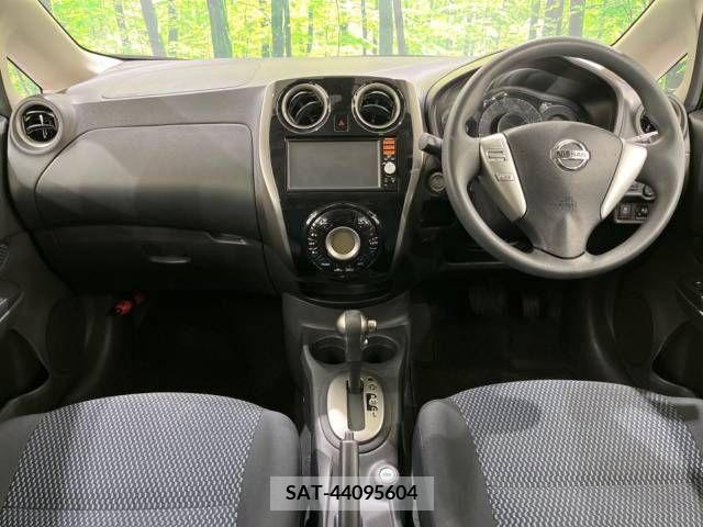 Nissan NOTE 2015-06 379638-1