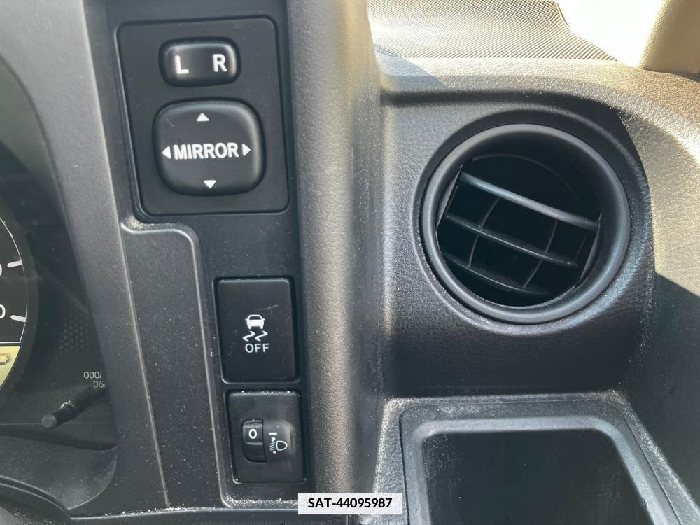 Toyota PROBOX VAN 2017-07 334665-32