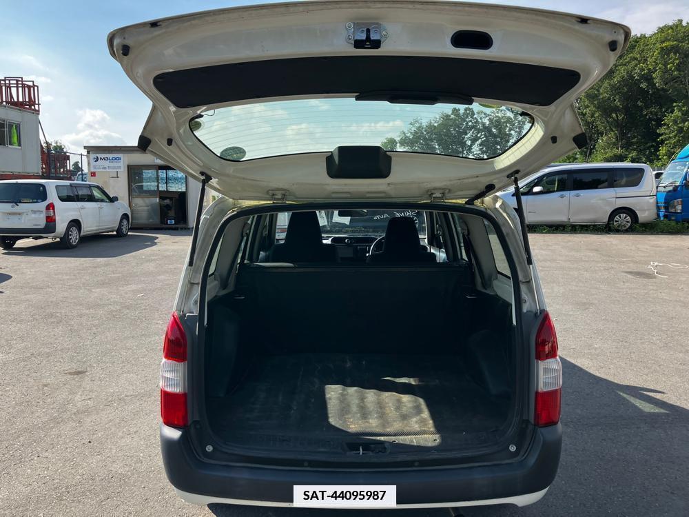Toyota PROBOX VAN 2017-07 334665-38