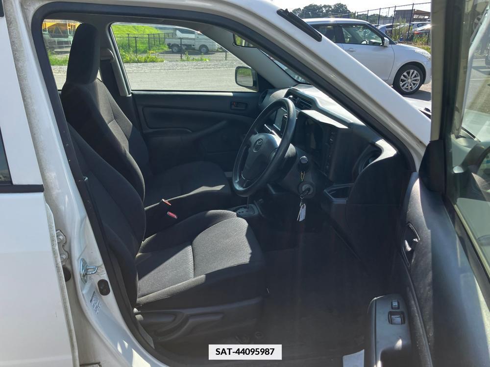 Toyota PROBOX VAN 2017-07 334665-8