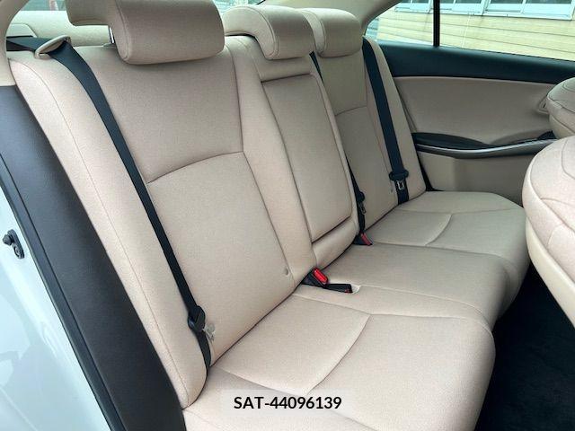 Toyota SAI 2013-02 300575-9