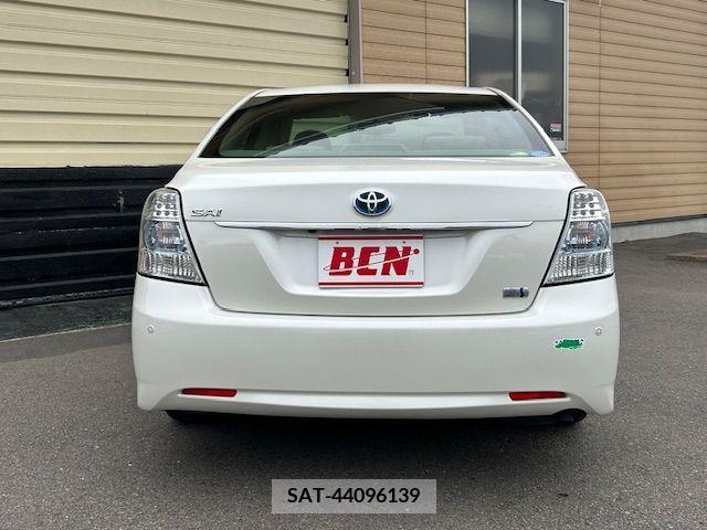 Toyota SAI 2013-02 300575-18