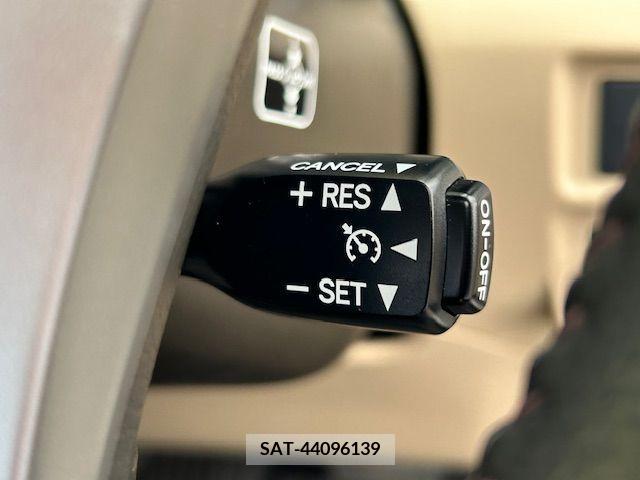 Toyota SAI 2013-02 300575-16