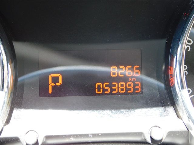Peugeot 5008 2013-02 2089-14