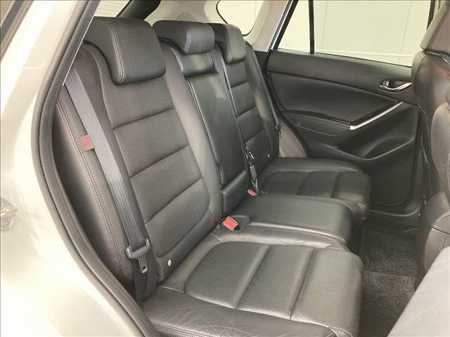 Mazda CX-5 2016-02 26782-12