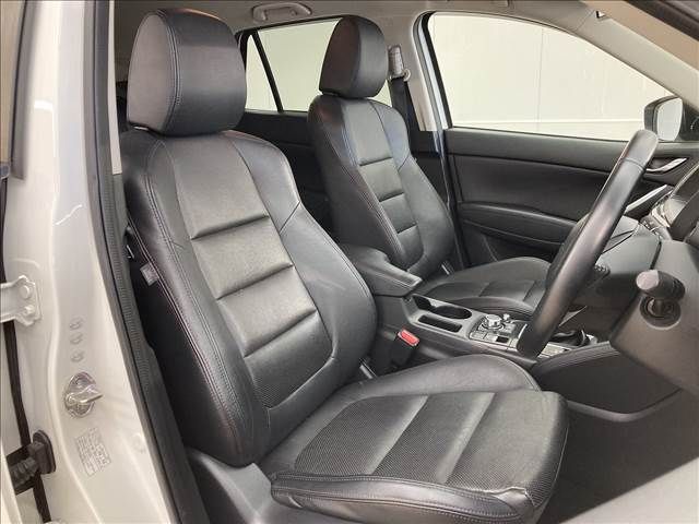 Mazda CX-5 2016-02 26782-11