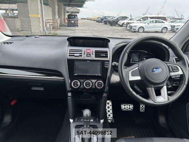 Subaru FORESTER 2017-06 331101-3