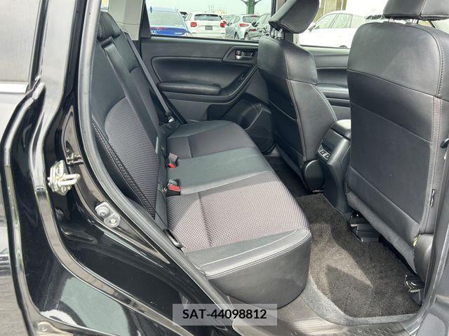 Subaru FORESTER 2017-06 331101-5