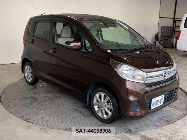 Nissan DAYZ 2017-06 396295-18