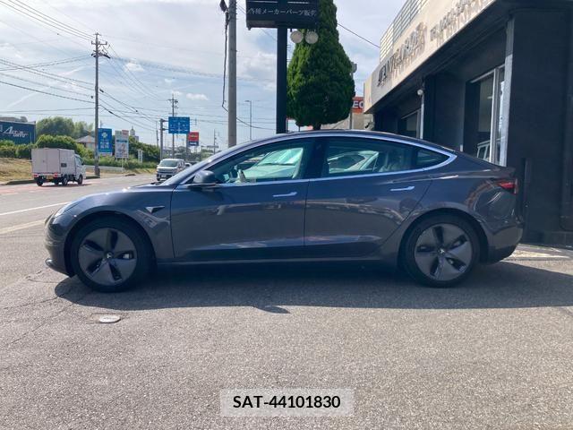 Tesla MODEL 3 2020-01 201507-4