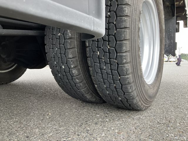 Isuzu ELF TRUCK 2015-09 185610-23