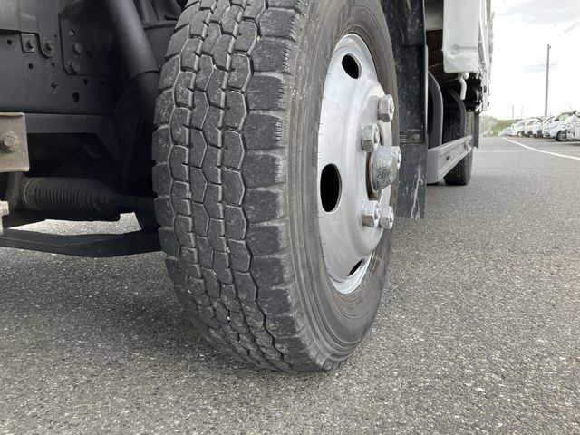 Isuzu ELF TRUCK 2015-09 185610-22