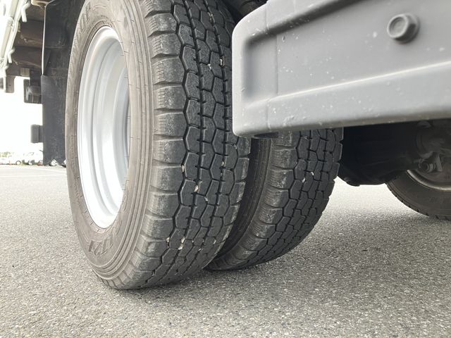 Isuzu ELF TRUCK 2015-09 185610-21
