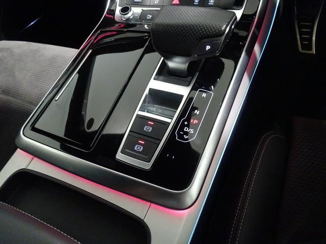 Audi Q8 2019-10 6455-11