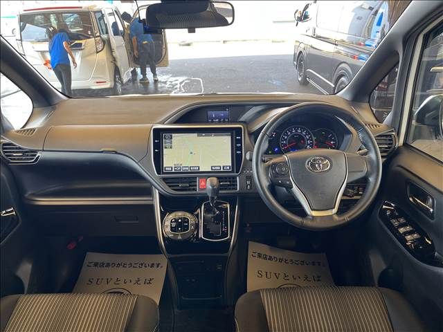 Toyota VOXY 2019-09 8834-6