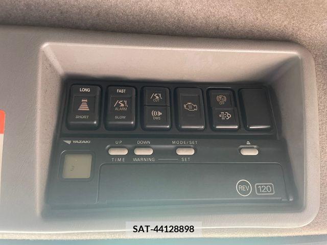 Isuzu GIGA 2012-12 301513-15
