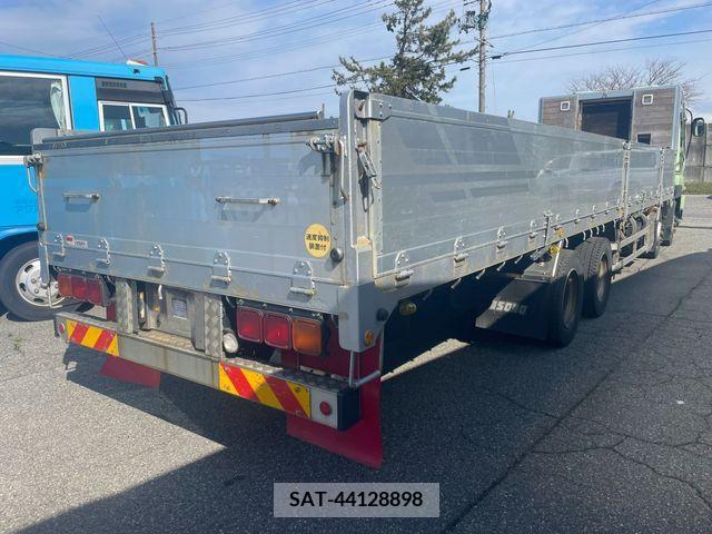 Isuzu GIGA 2012-12 301513-7
