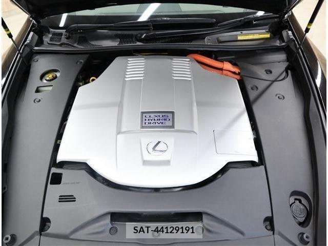Lexus LS 2012-10 212701-5
