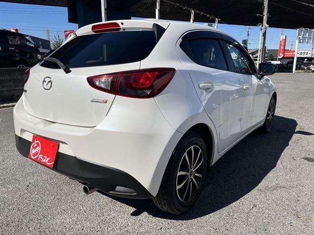 Mazda DEMIO 2014-12 20131-4