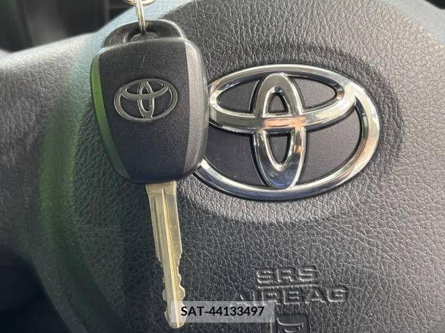 Toyota VITZ 2011-06 288571-7