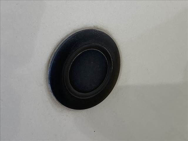 Toyota ISIS 2005-09 193740-8