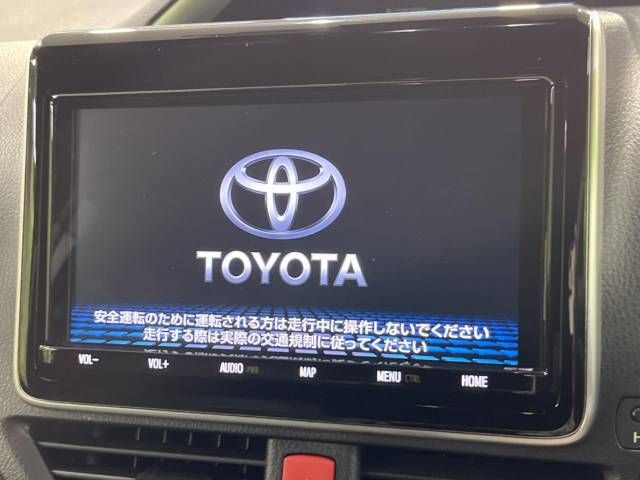 Toyota VOXY 2021-05 184243-2