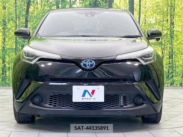Toyota C-HR 2018-05 323041-14