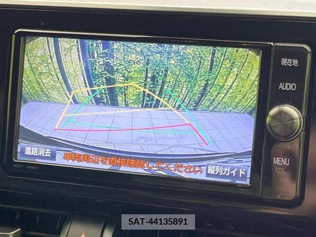 Toyota C-HR 2018-05 323041-3