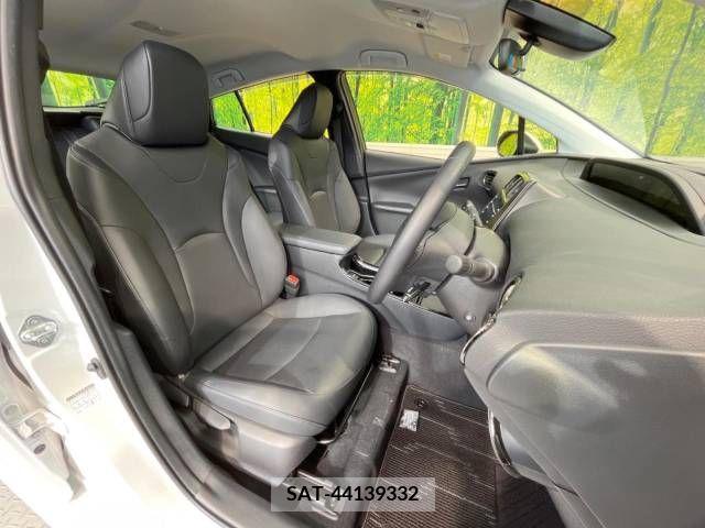 Toyota PRIUS 2022-10 281700-8
