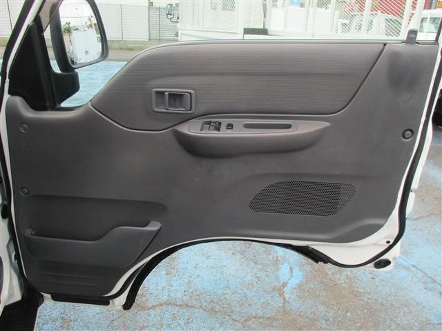 Mazda BONGO TRUCK 2017-10 6008-19