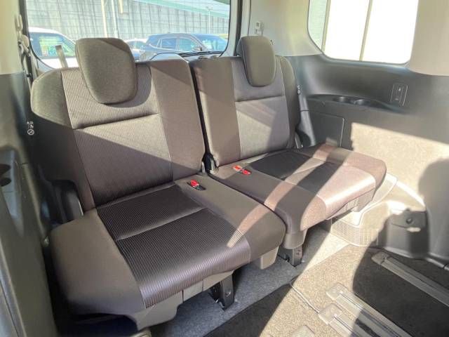 Nissan SERENA 2017-09 28077-10