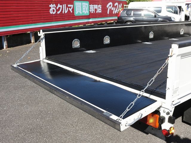 Toyota DYNA TRUCK 2018-09 194865-6