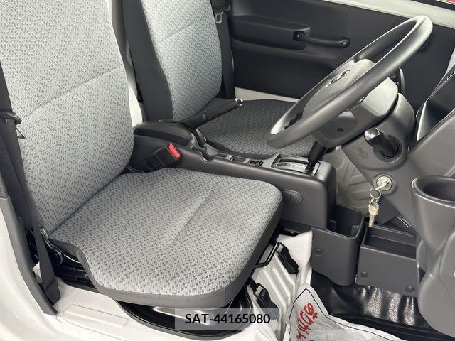 Nissan CLIPPER 2019-03 302156-20