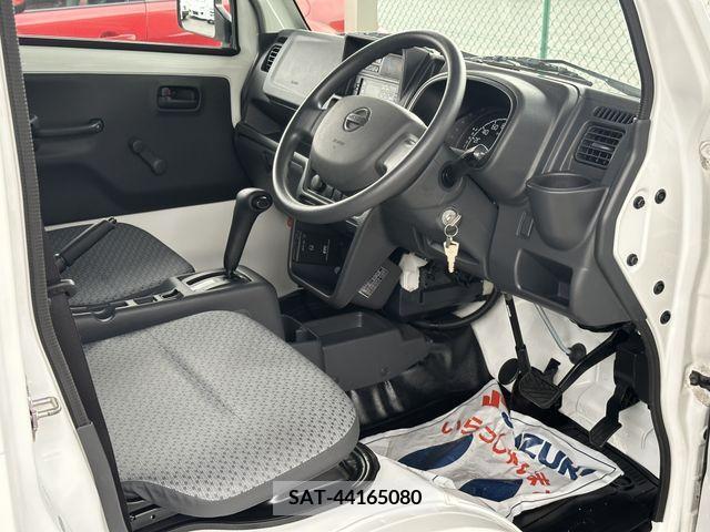 Nissan CLIPPER 2019-03 302156-0