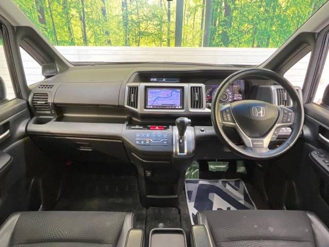 Honda e 2014-01 188715-1