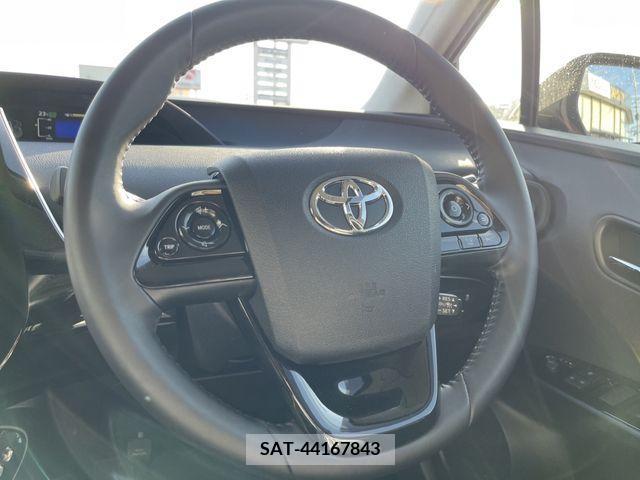 Toyota PRIUS 2019-03 281930-4