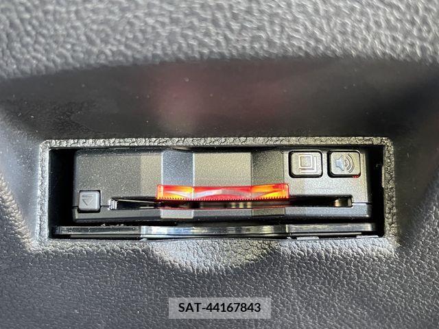 Toyota PRIUS 2019-03 281930-9